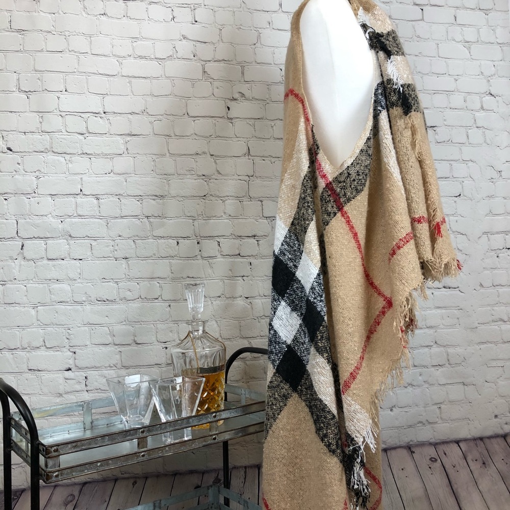 O diva Odiva Plaid Open Weave Vest Beige/BLK/Red - Picture 3 of 8